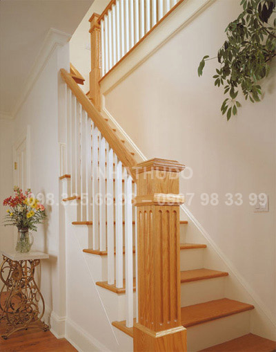 Cầu thang gỗ VIP G033